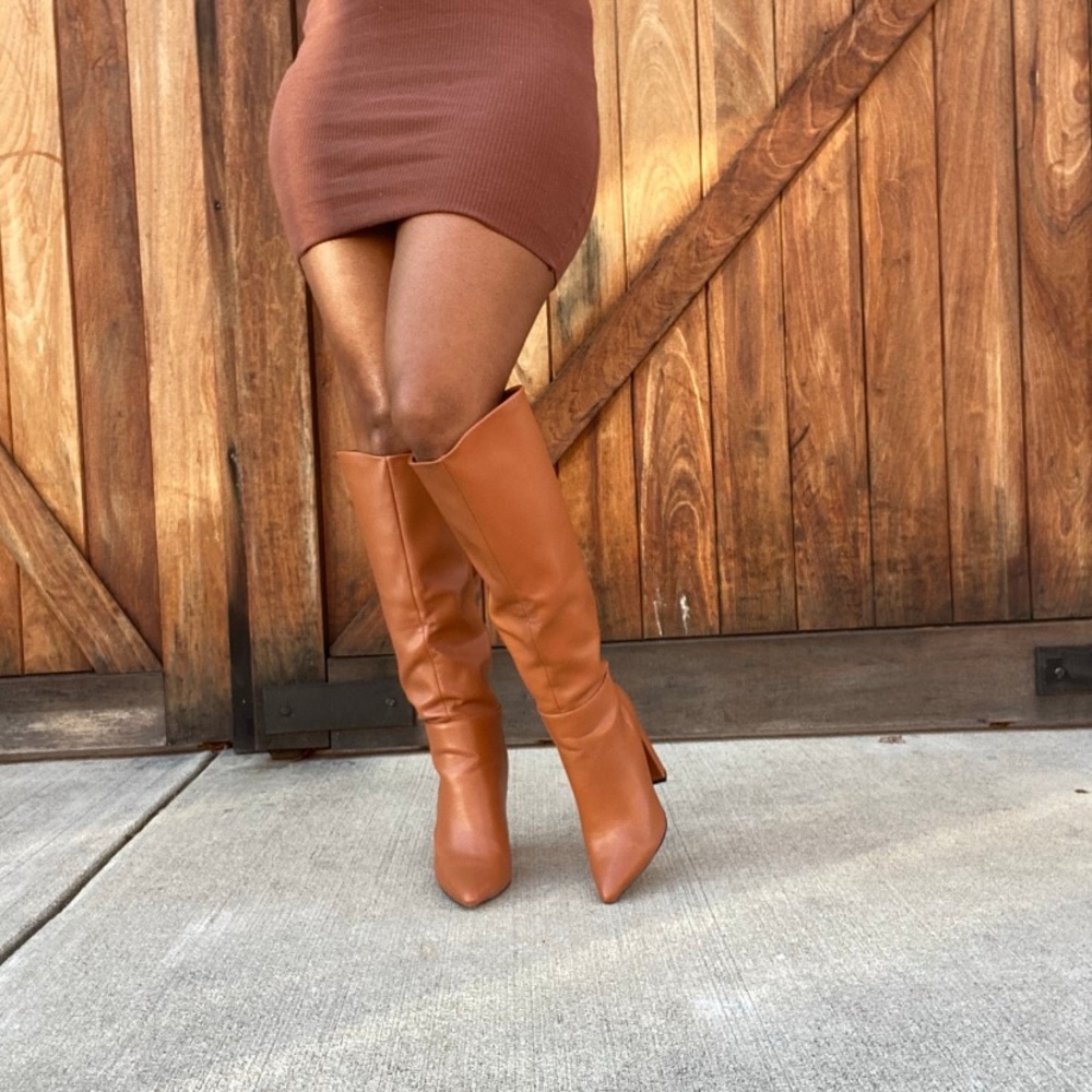 Chestnut Color Blocked Heel Pointy Toe Boots